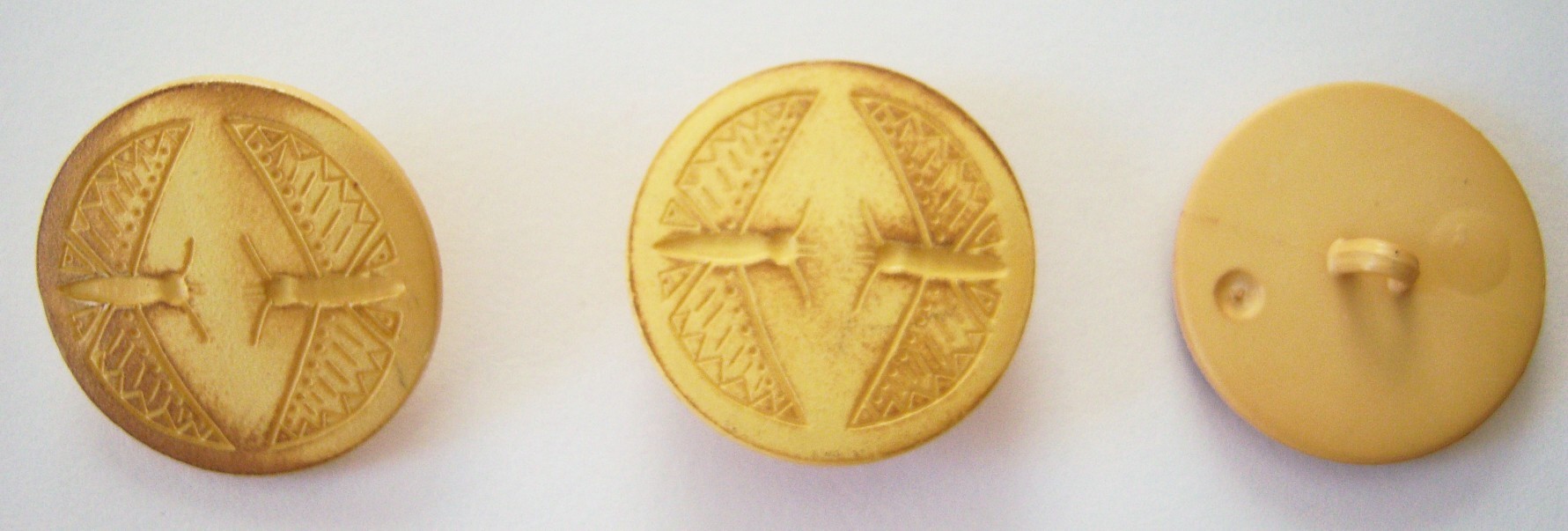 Creme Brulee 1 1/8" Poly Shank Button