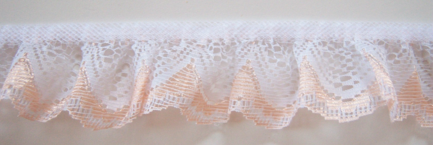 White/Peach 1 3/4" Ruffled Lace
