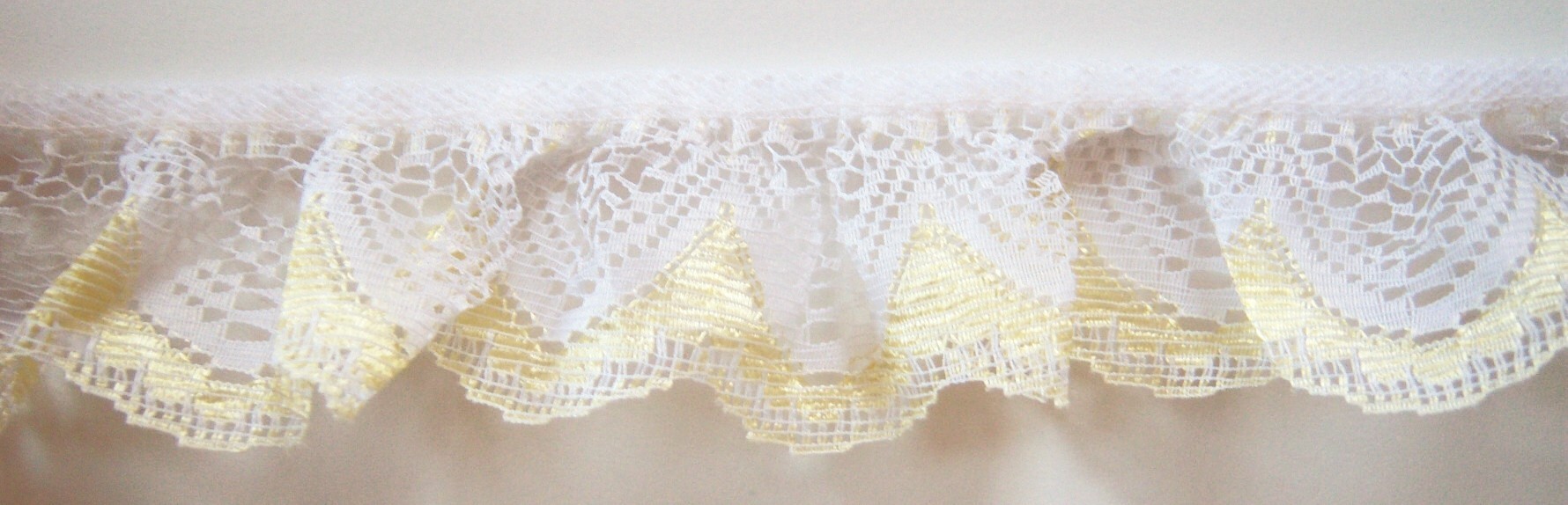 White/Maize 1 3/4" Ruffled Lace