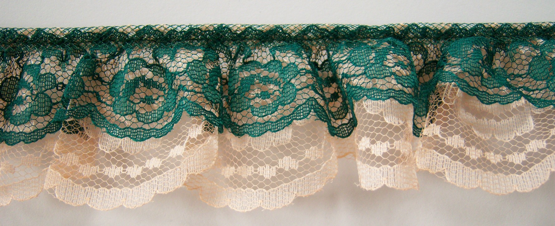 Hunter/Peach Double Gathered Lace