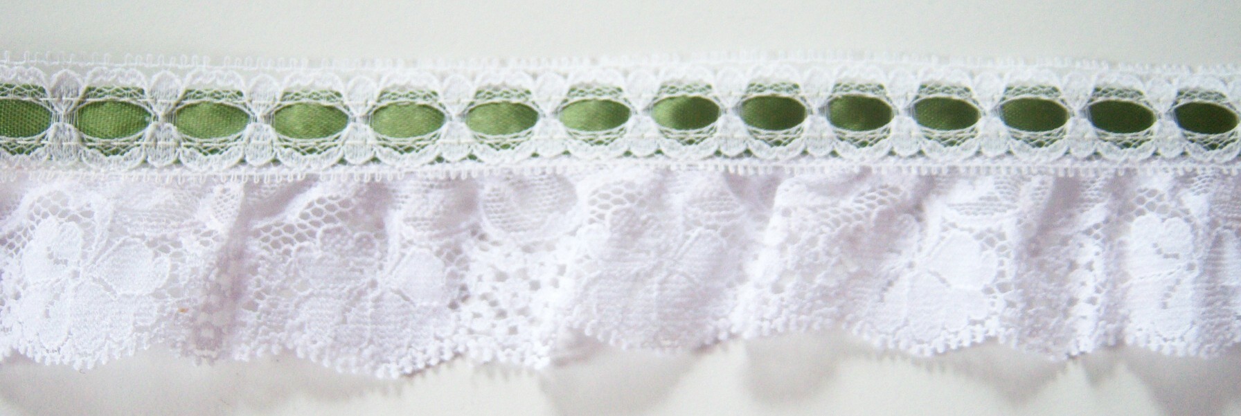Bright Olive/White 1 7/8" Ruffled Lace