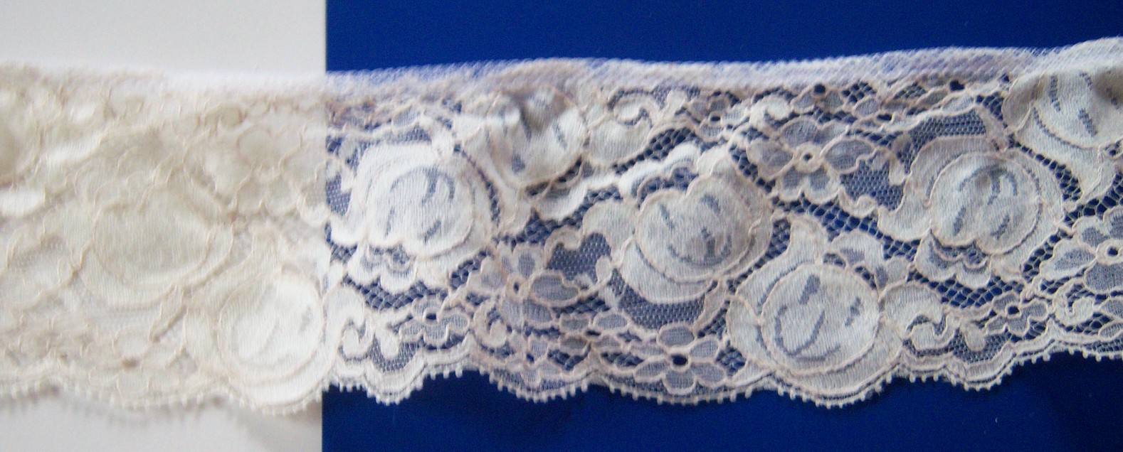 Ecru 3 1/4" Gathered Lace
