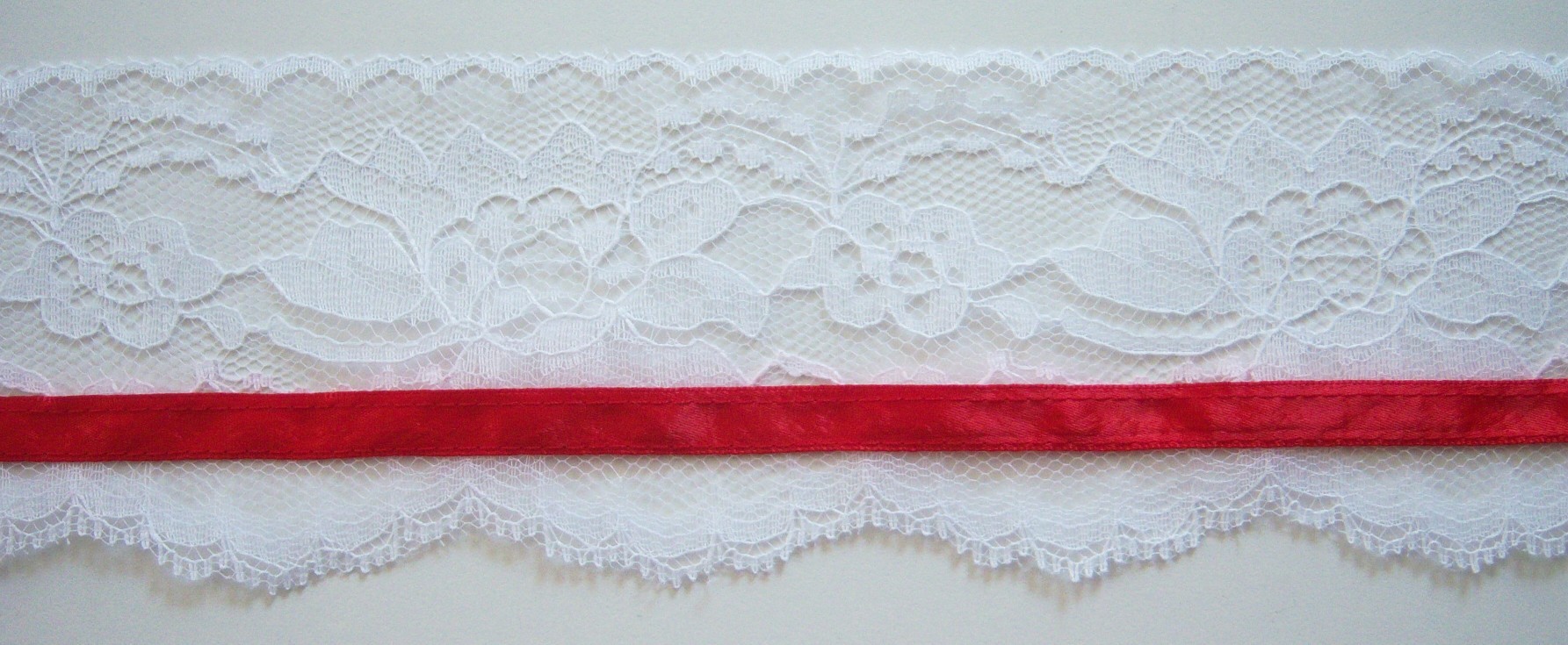 White/Red Satin 3 Inch Nylon Lace