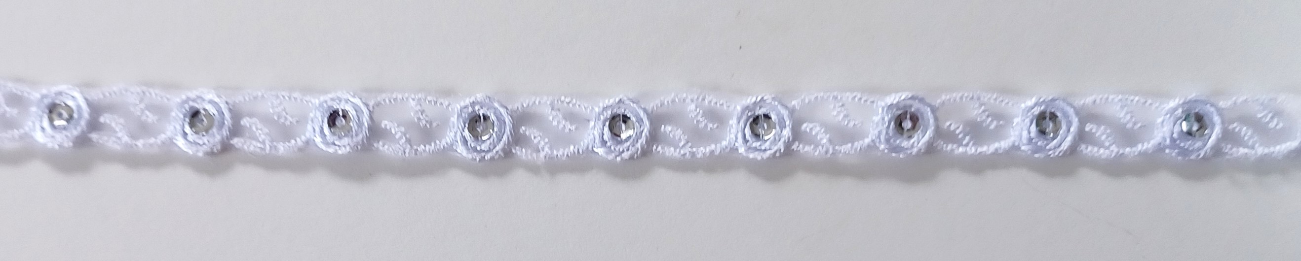 White Organza/Silver Sequin 1/2" Trim