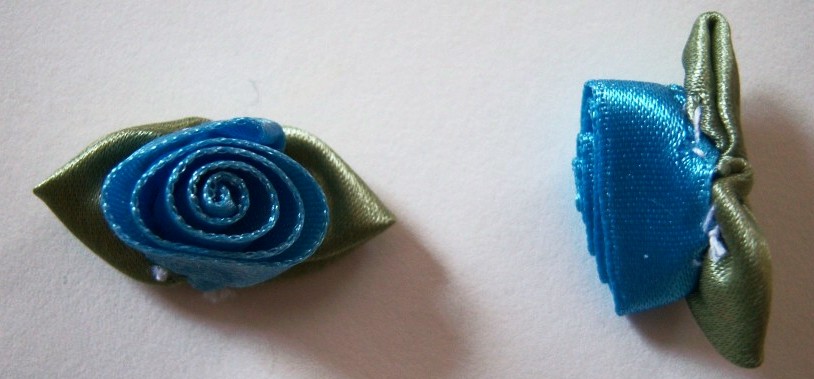 Sky Blue Coil Rose/Fern 1 1/4" Loop