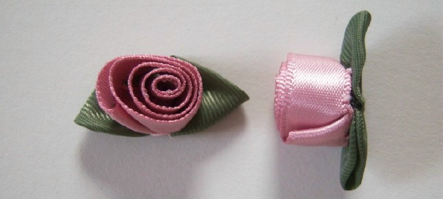 Rose Quartz Coil Rose/Moss 1 1/4" Loop