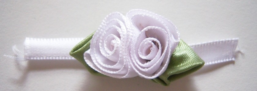 White Double Coil Rose/Fern 1 1/2" Loop