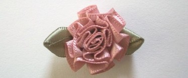 Mauve/Fern 1 1/4" Carnation