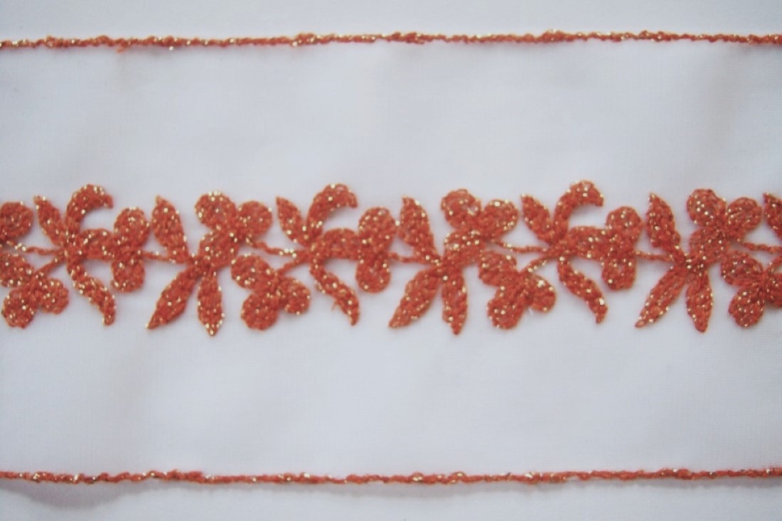 White/Rust 3 3/4" Double Tricot