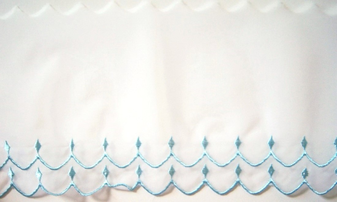 White/Blue 5 1/4" Organza