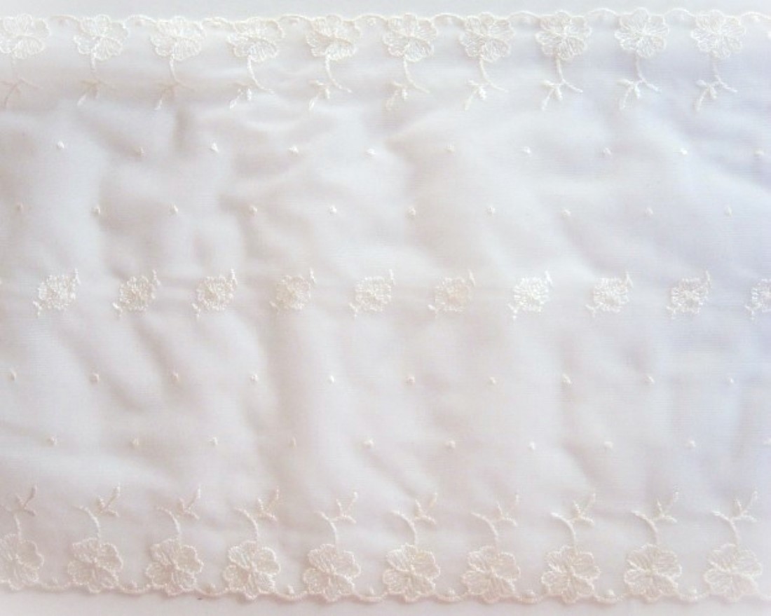 Ivory Embroidered 7 1/2" Dble Tricot