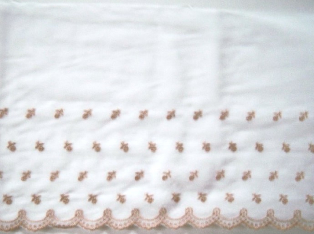 White/Tan 8 1/2" Double Tricot