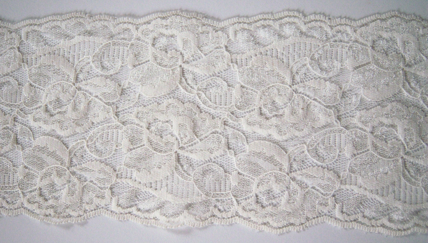 Candlelight 4 3/4" Nylon Lace