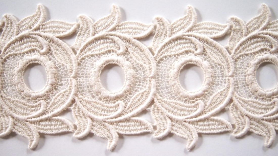 Natural 3 3/4" Venise Lace