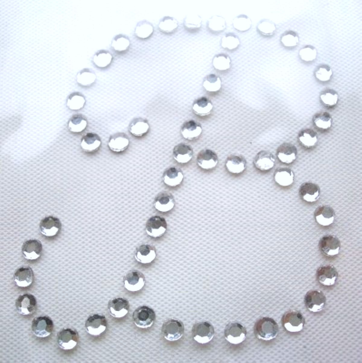 Letter B 55 - 4mm Rhinestones