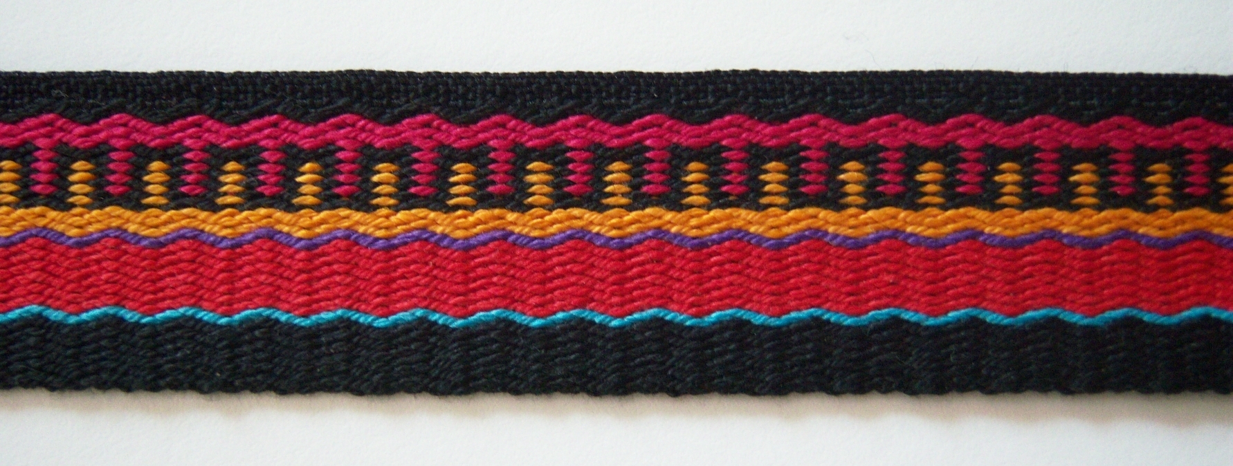 Black/Red Print 1 1/8" Webbing