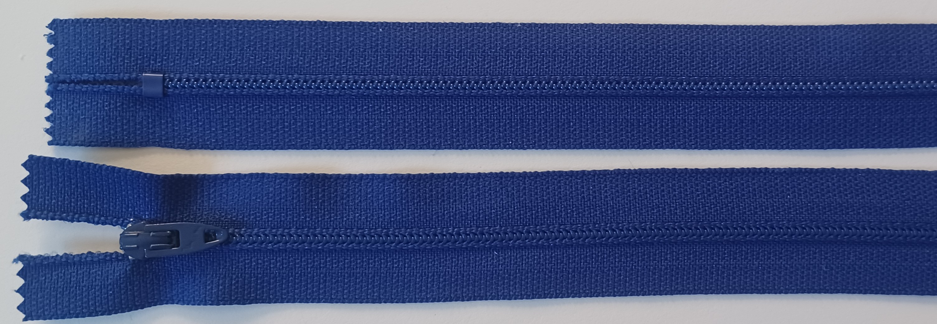 Talon 7" Royal Nylon Coil Zipper