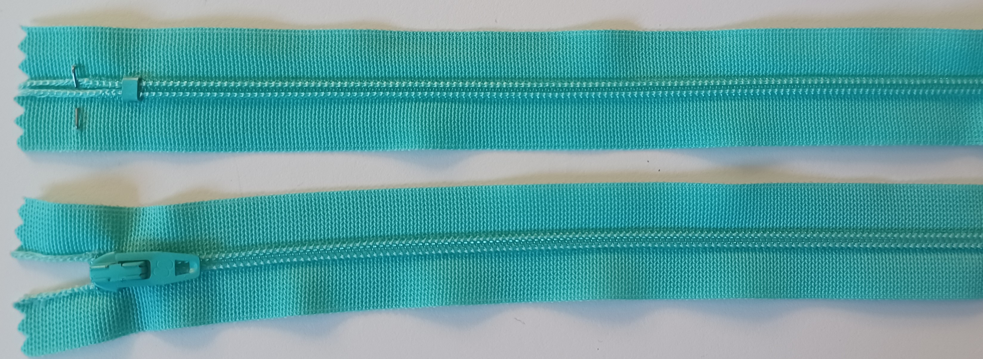 Coats & Clark 7" Aqua Nylon Coil Zipper