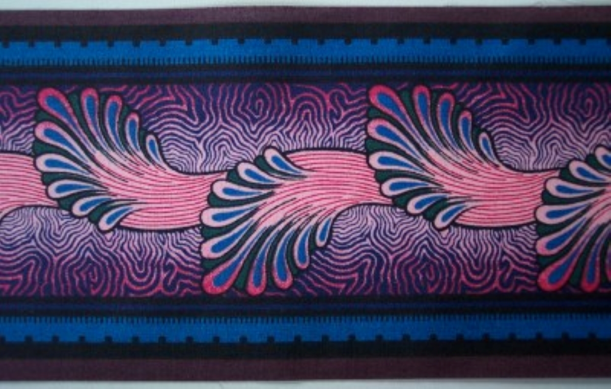 Feather Print 4 3/4" Cotton Fabric